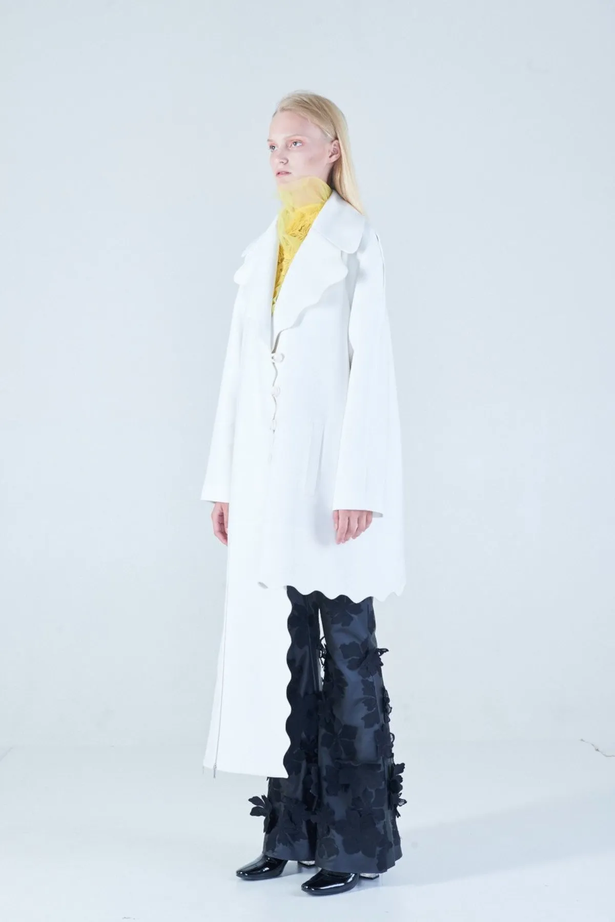 Anu Scallop Coat - White