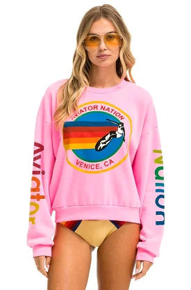 AV Crew Sweatshirt Relaxed in Neon Pink