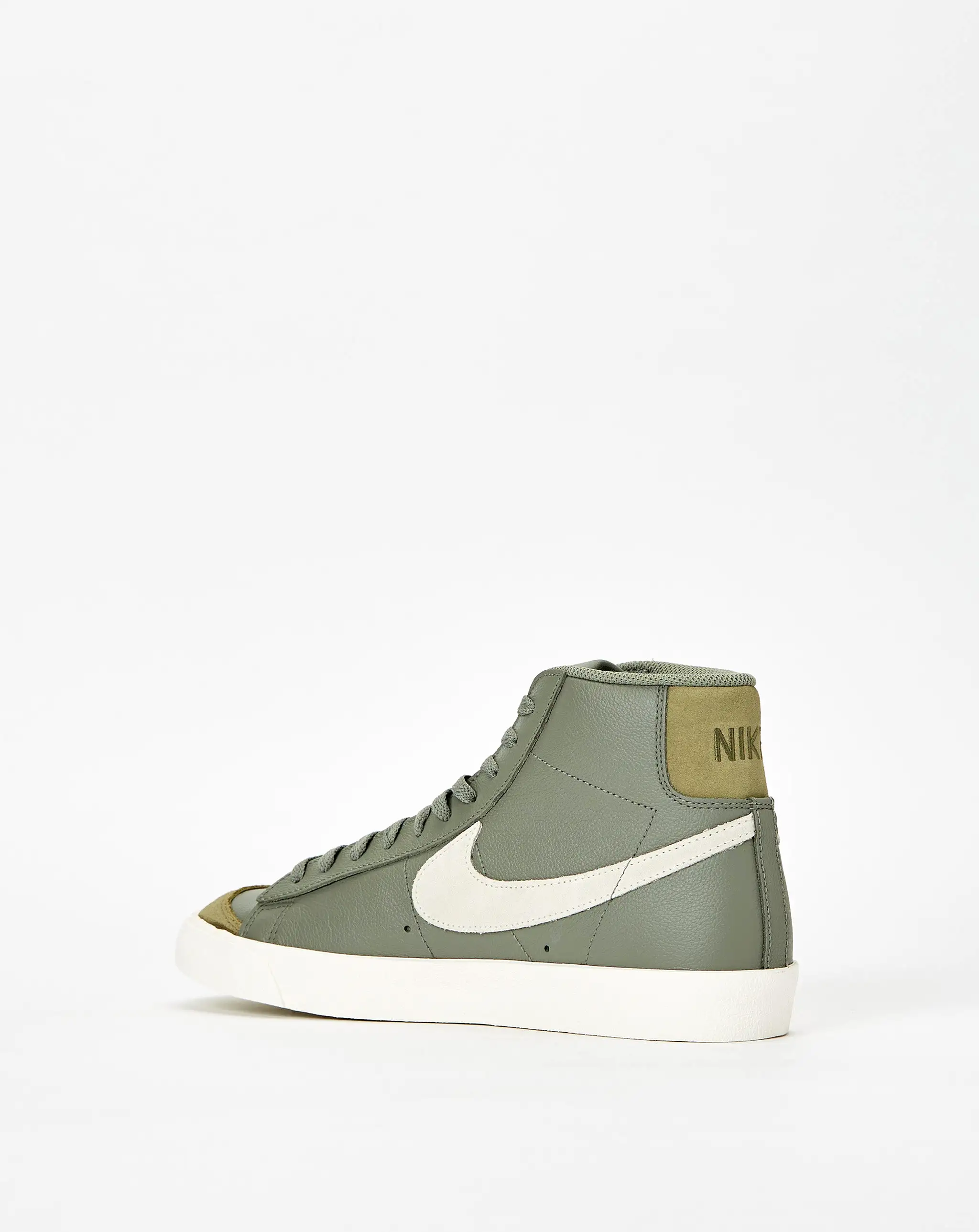 Blazer Mid '77 Premium