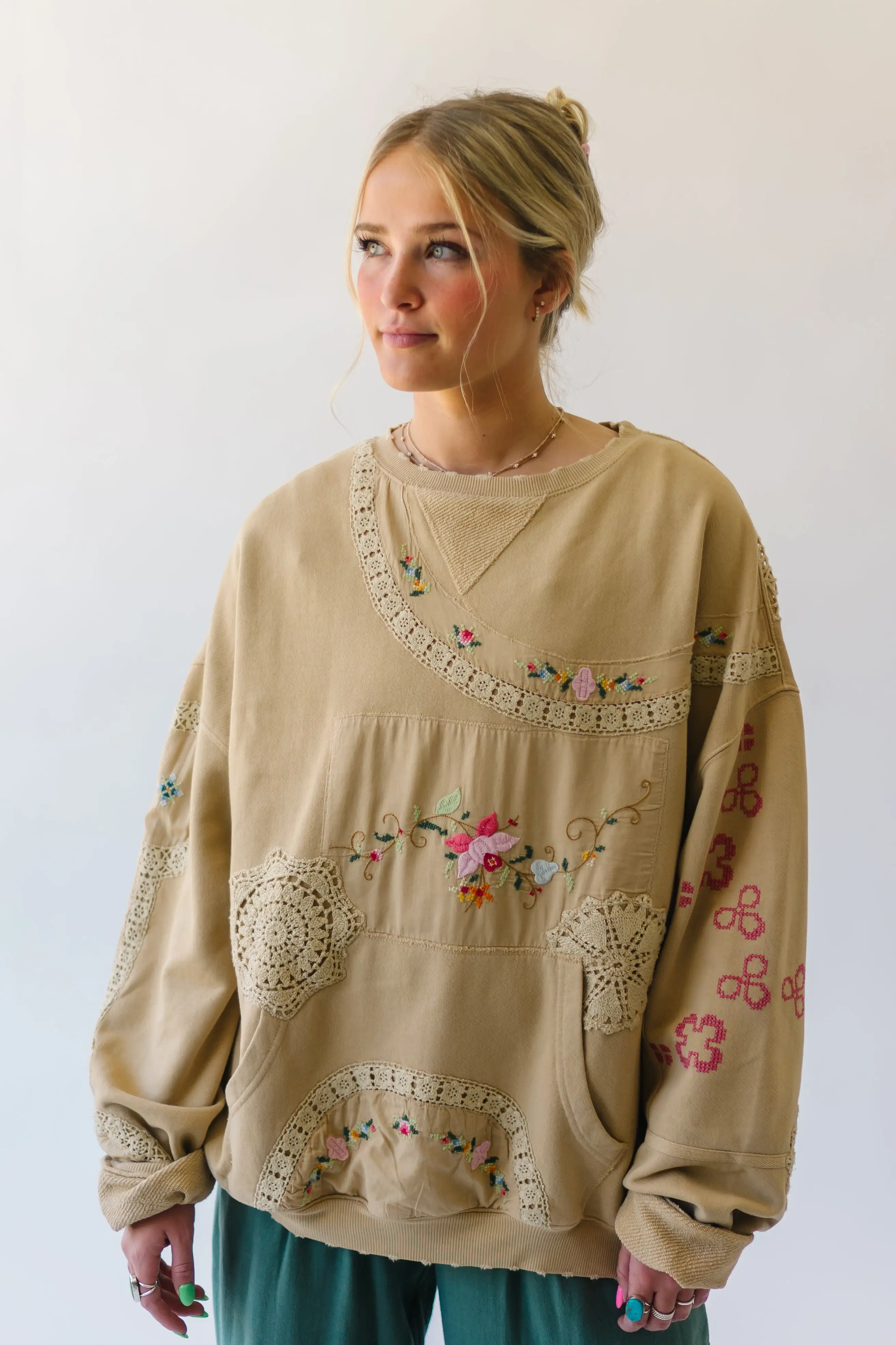 Free People: Grams Attic Sweatshirt in Mushroom Combo