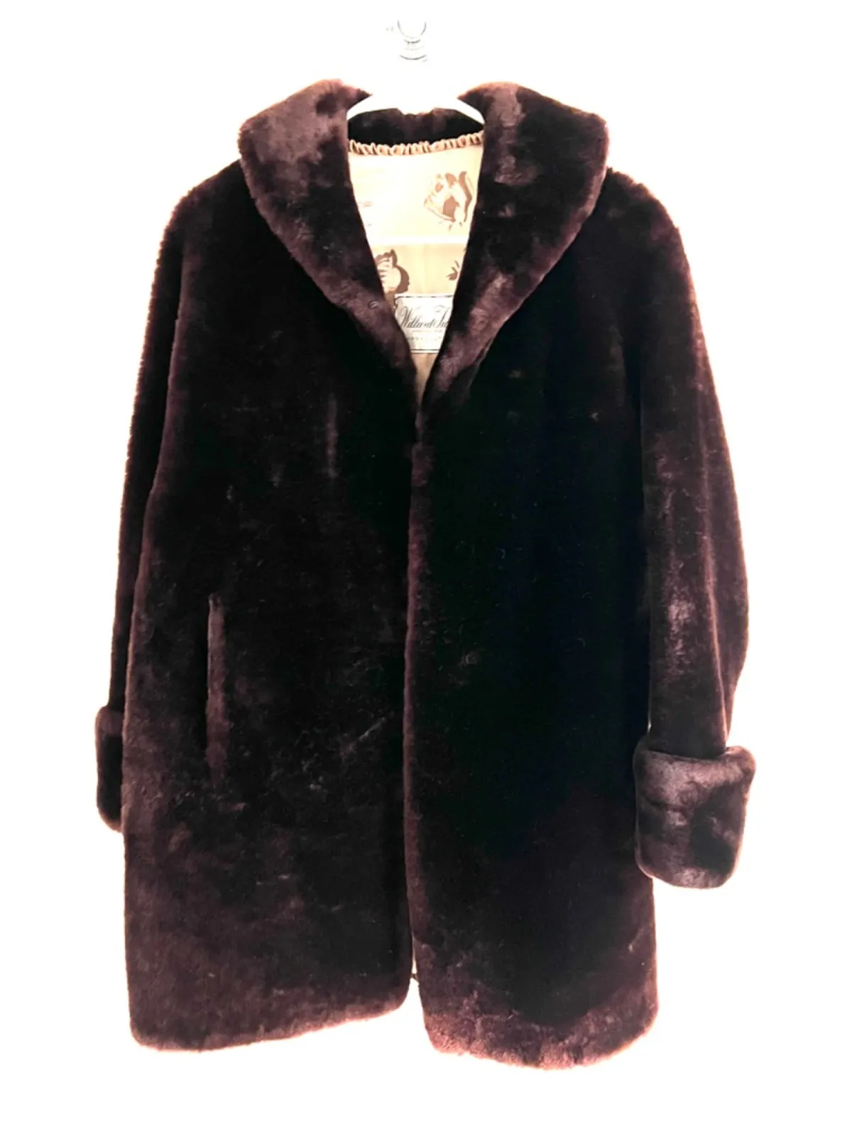 Fur Coat - Brown 