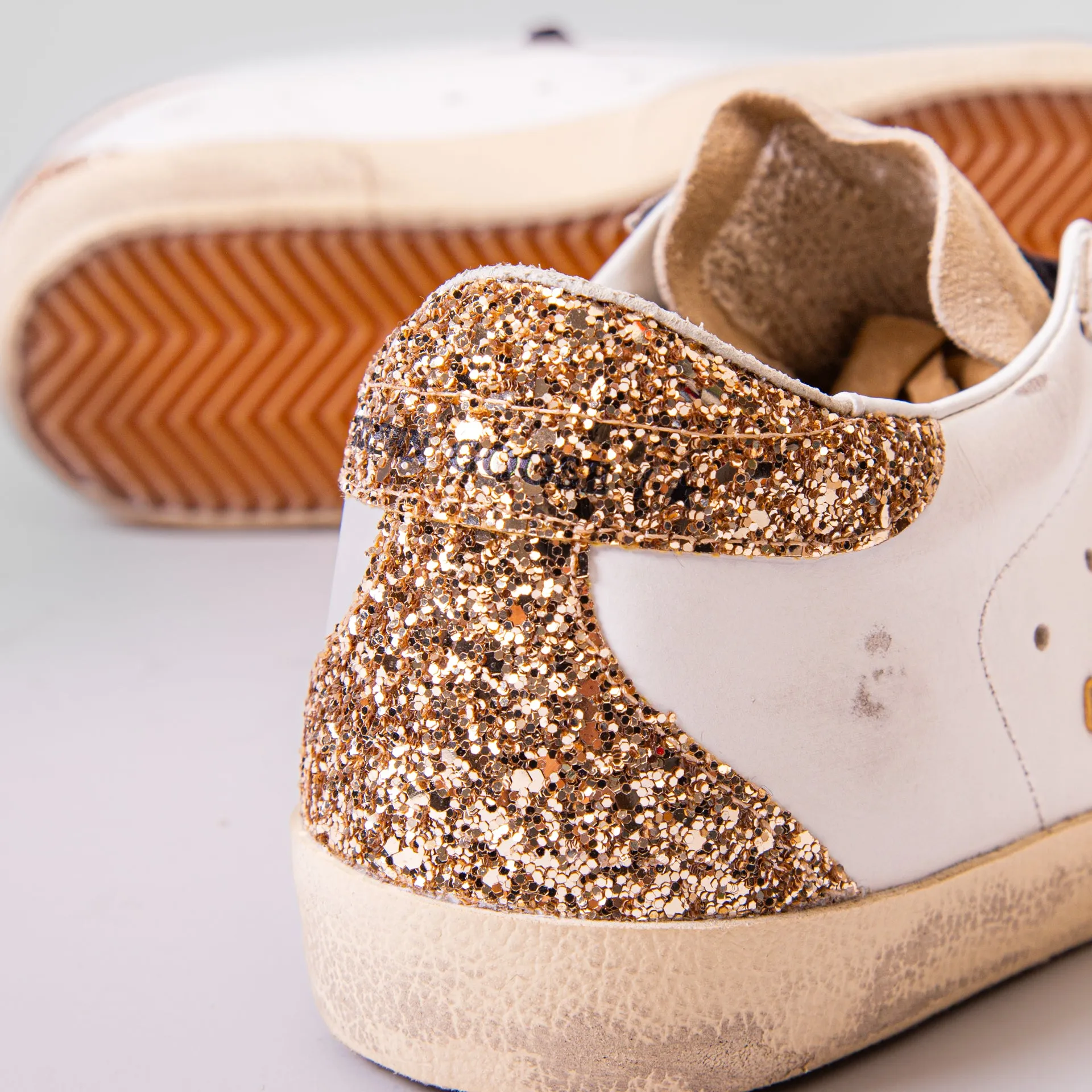 GOLDEN GOOSE SNEAKERS SUPER STAR GWF00102.F005358 82532 