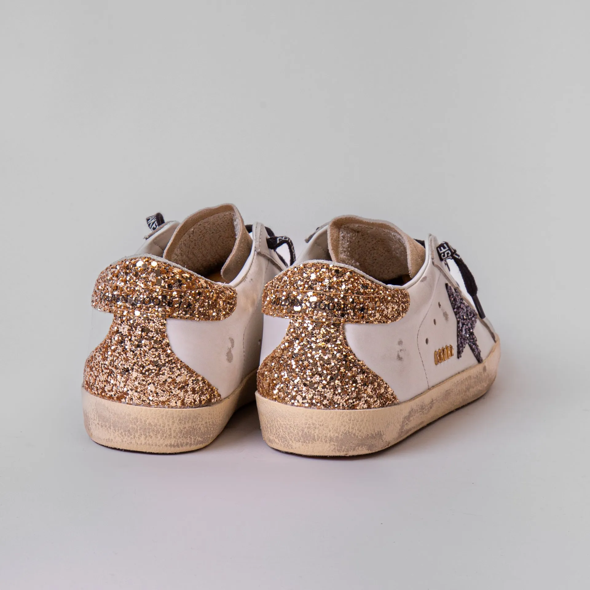 GOLDEN GOOSE SNEAKERS SUPER STAR GWF00102.F005358 82532 