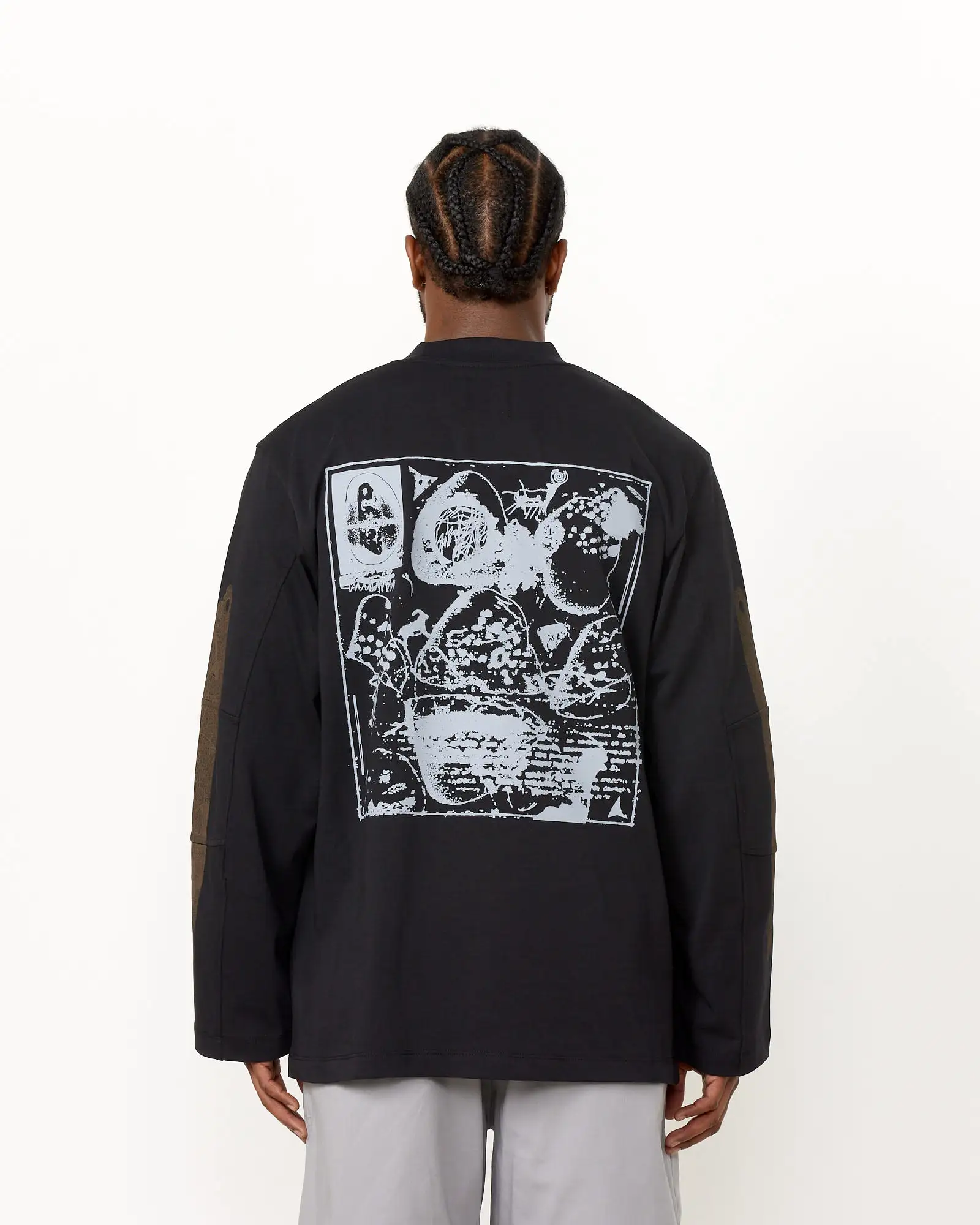 Graphic Sweatshirt in Black