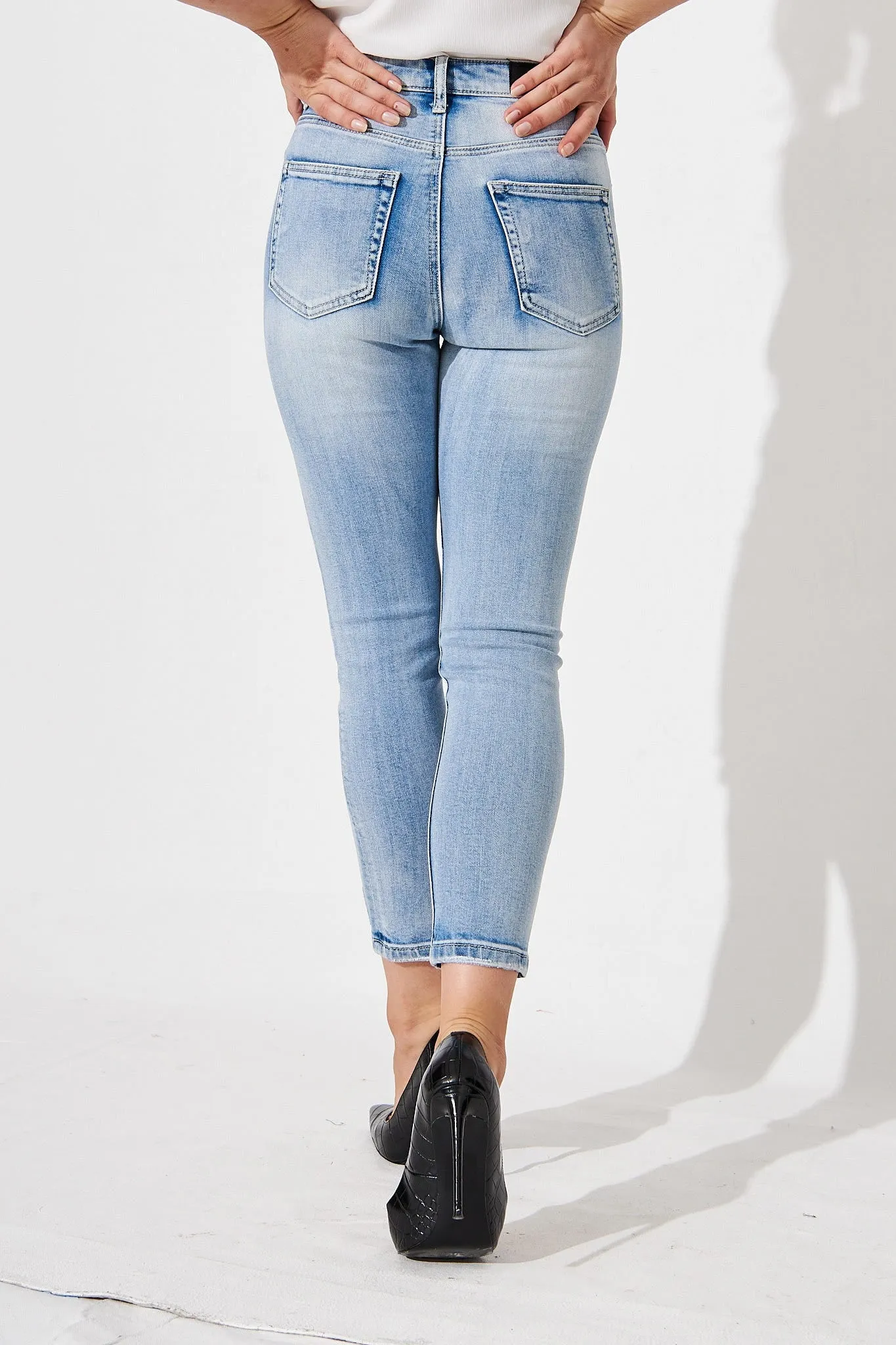 Harrisford High Rise Jeans In Light Blue Denim