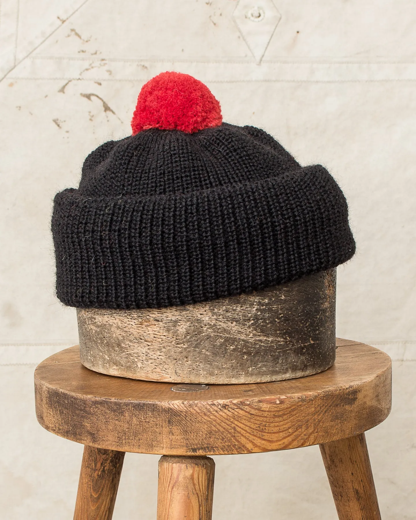 Heimat Mechanics Bobble Wool Hat Schwarz / Safety Red