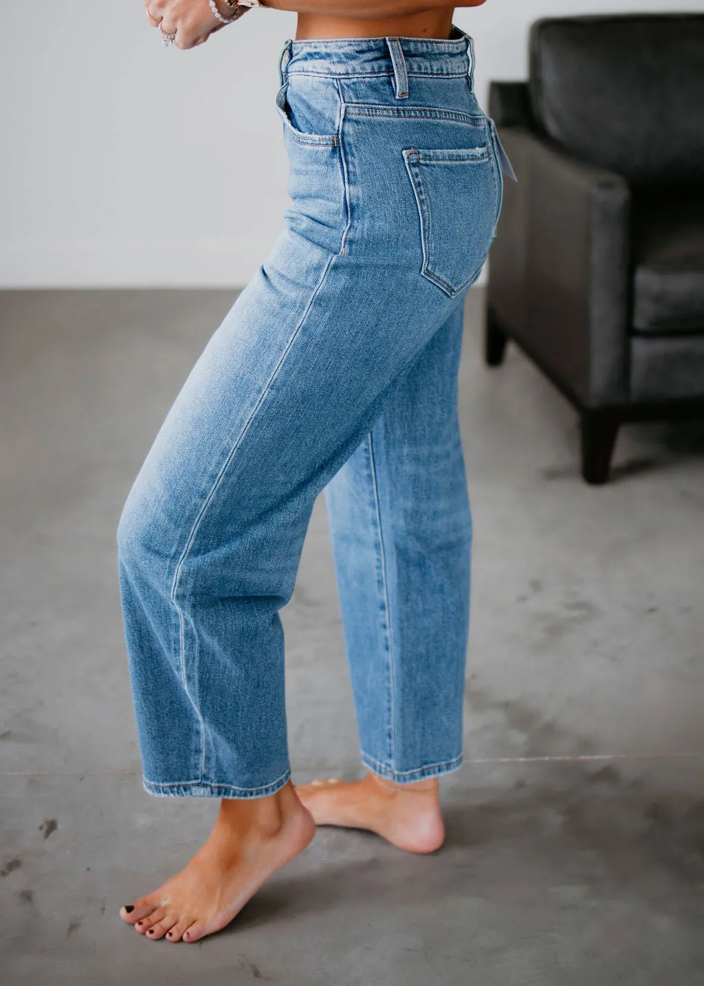 Jett Vervet Barrel Jeans