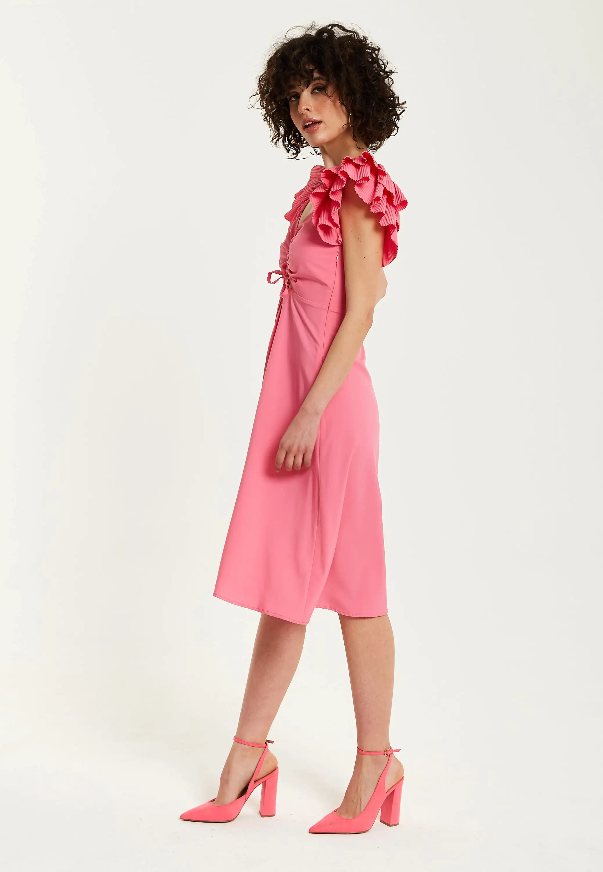 Liquorish Frill Sleeves Midi In Pink With Ruching Front