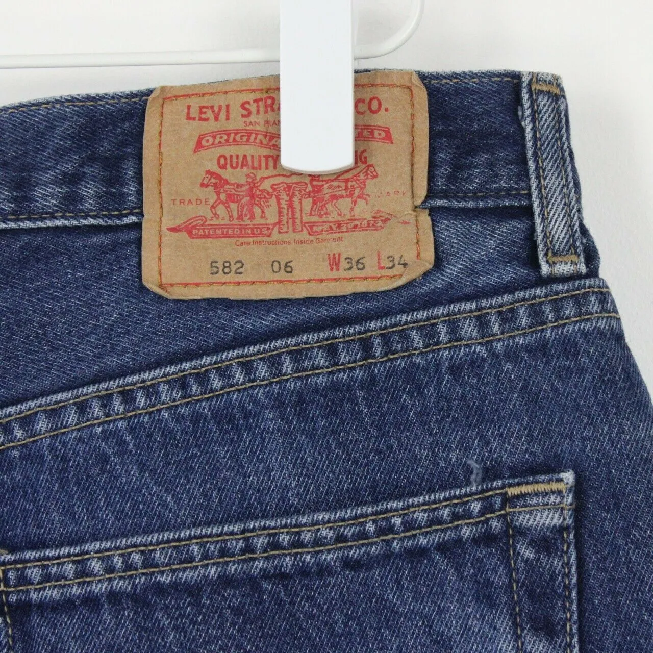 Mens LEVIS 582 Jeans Dark Blue | W36 L32