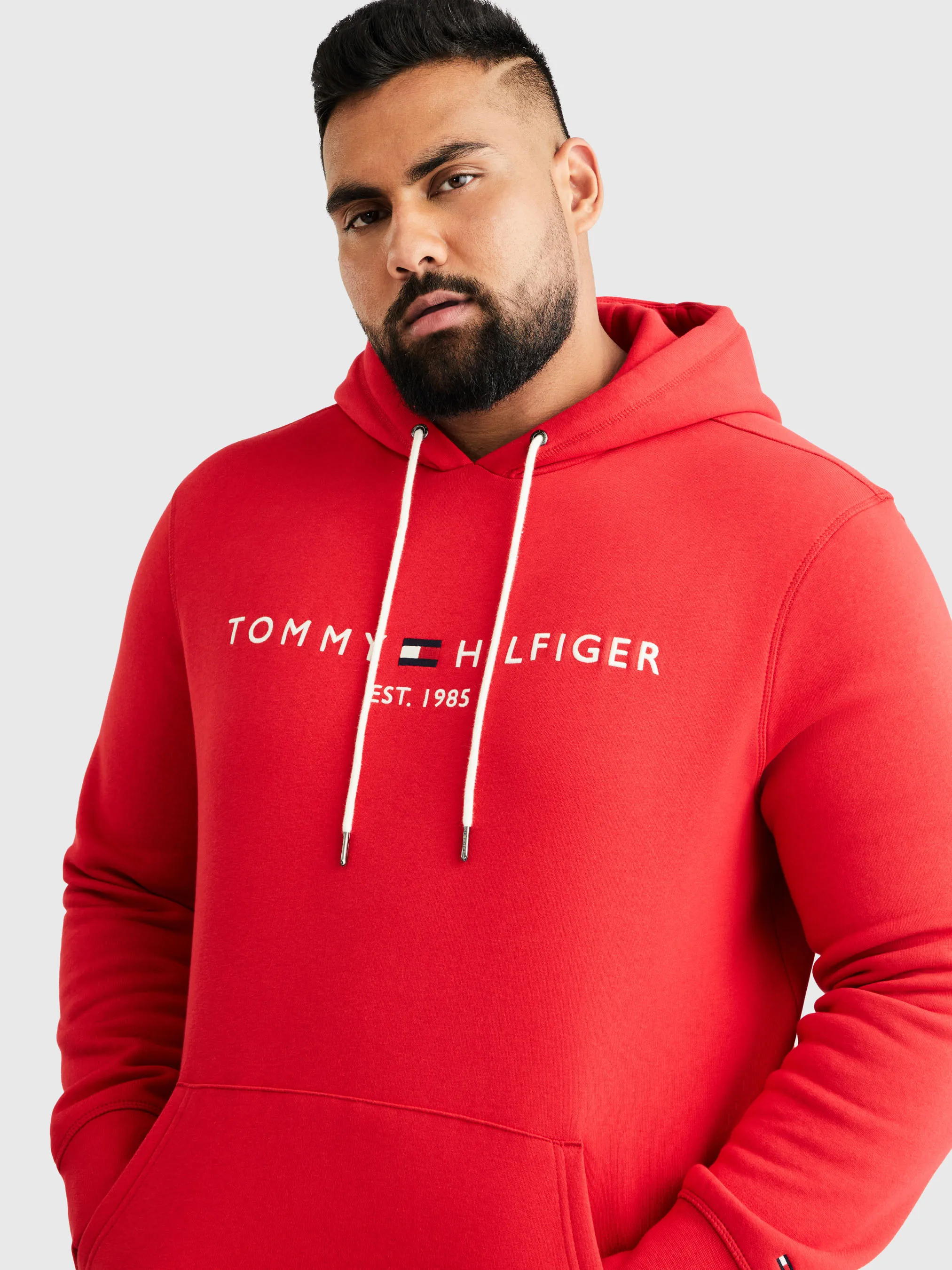 Tommy Logo Hoodie | Sweatshirts & Hoodies | Tommy Hilfiger