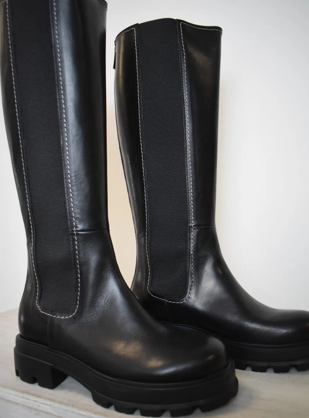 Vitello Long Boot Black