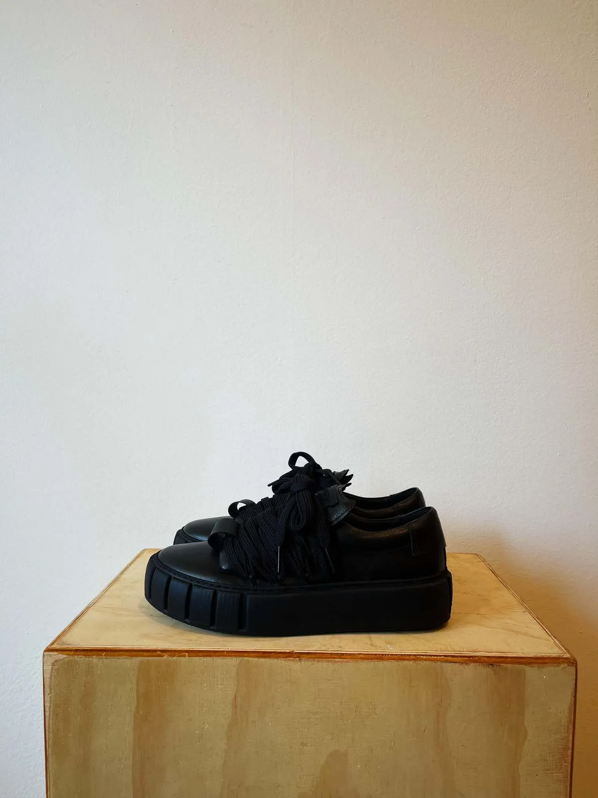 Wired sneaker - Black